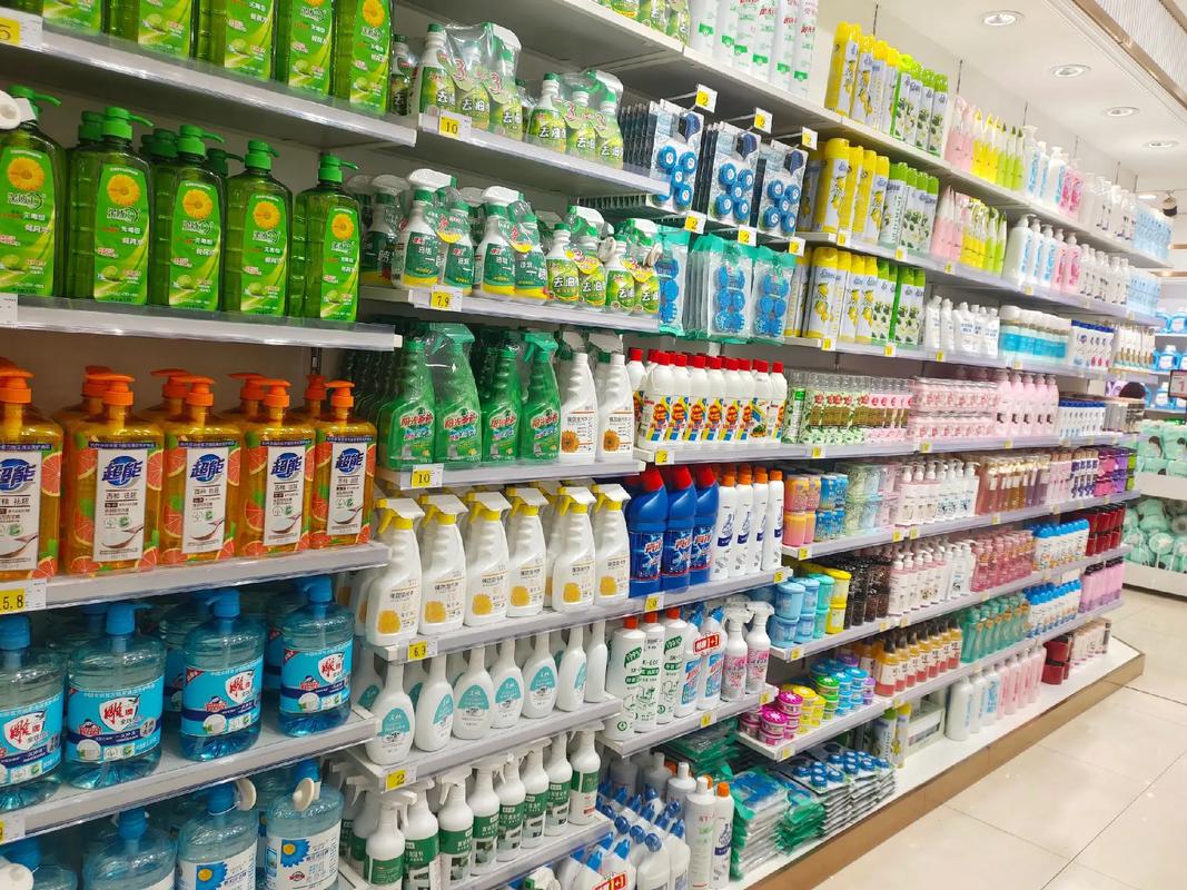 新城子卓衣匯服裝批發城 拓展業務版圖，新增日用百貨與木材銷售服務